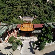 一个人连滚带爬登顶道教圣地玄都坛,从山顶看终南山风景太美了